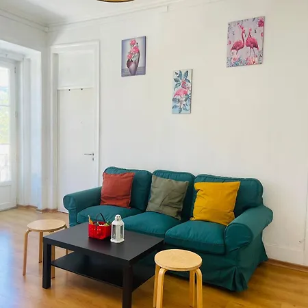 Swisslisbon Guest House-3